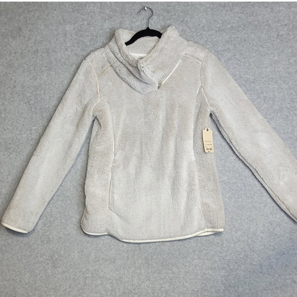 NWT St Johns Bay Active Faux Fur Fleece Pullover Biscotti Cream Sz Small Cozy